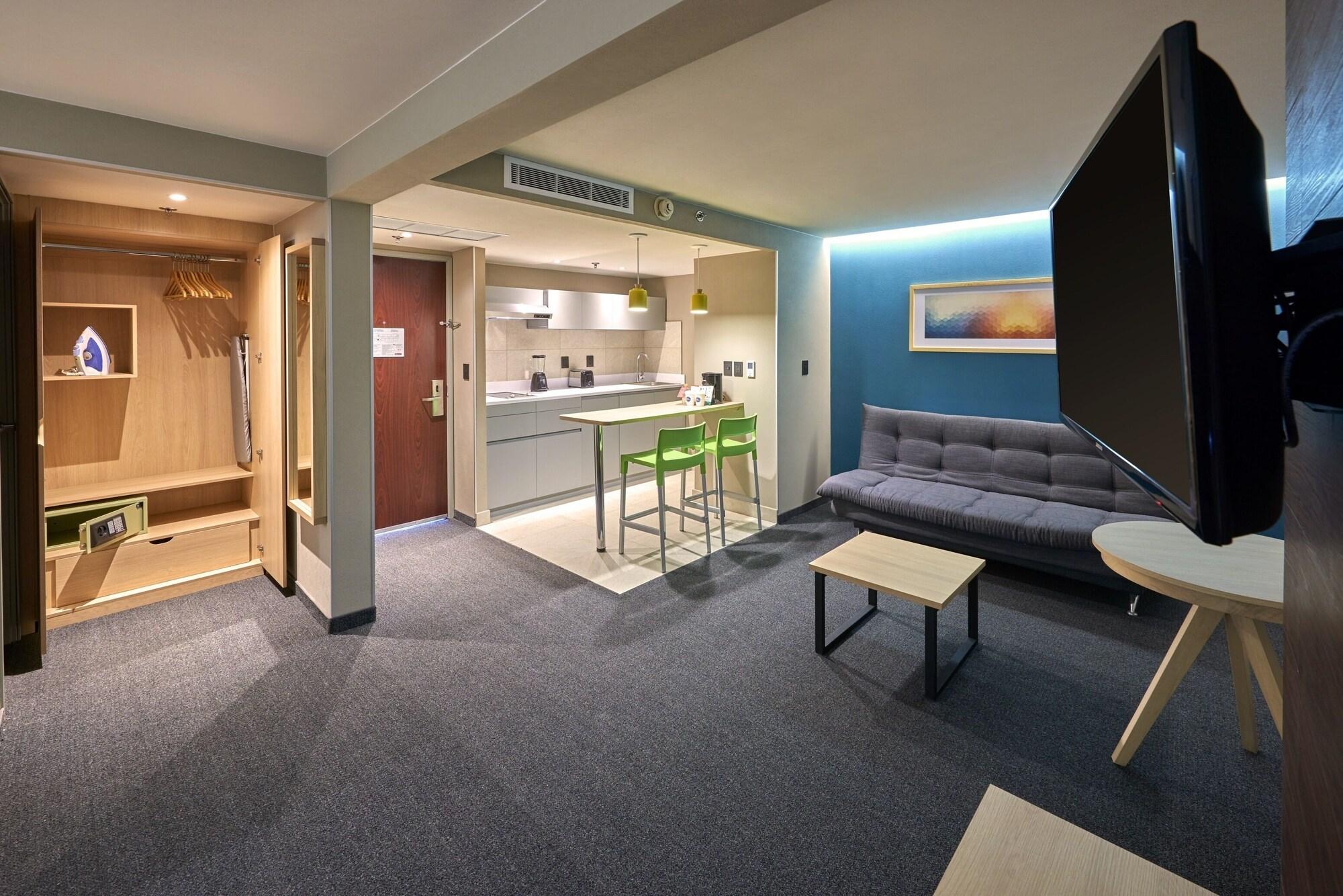 City Express By Marriott Suites טולוקה מראה חיצוני תמונה